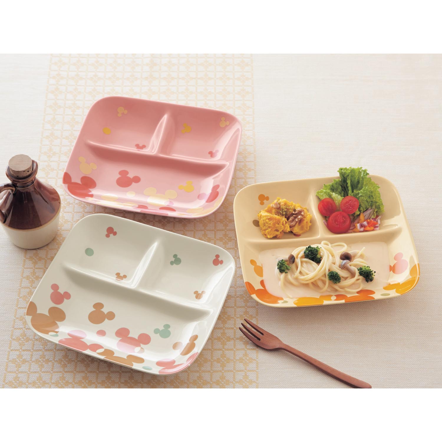 ベルメゾン ディズニー ランチプレート ミッキーモチーフ グリーン グリーン ベルメゾン Jre Mall店 Jre Mall ベルメゾン ディズニー ランチプレート ミッキーモチーフ グリーン グリーン ベルメゾン Jre Mall店 Jre Mall